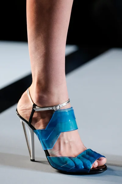 Look 28